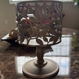 New Bath & Body Works Dogwood Pedestal Candle Holder